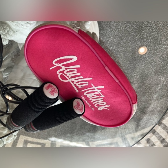 🇦🇺 Kayla Itsines SWEAT💧 BBG Weighted Skip Rope - Picture 3 of 5